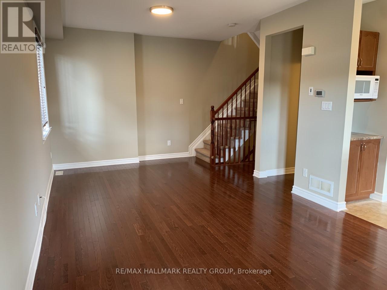 240 Leather Leaf Terrace