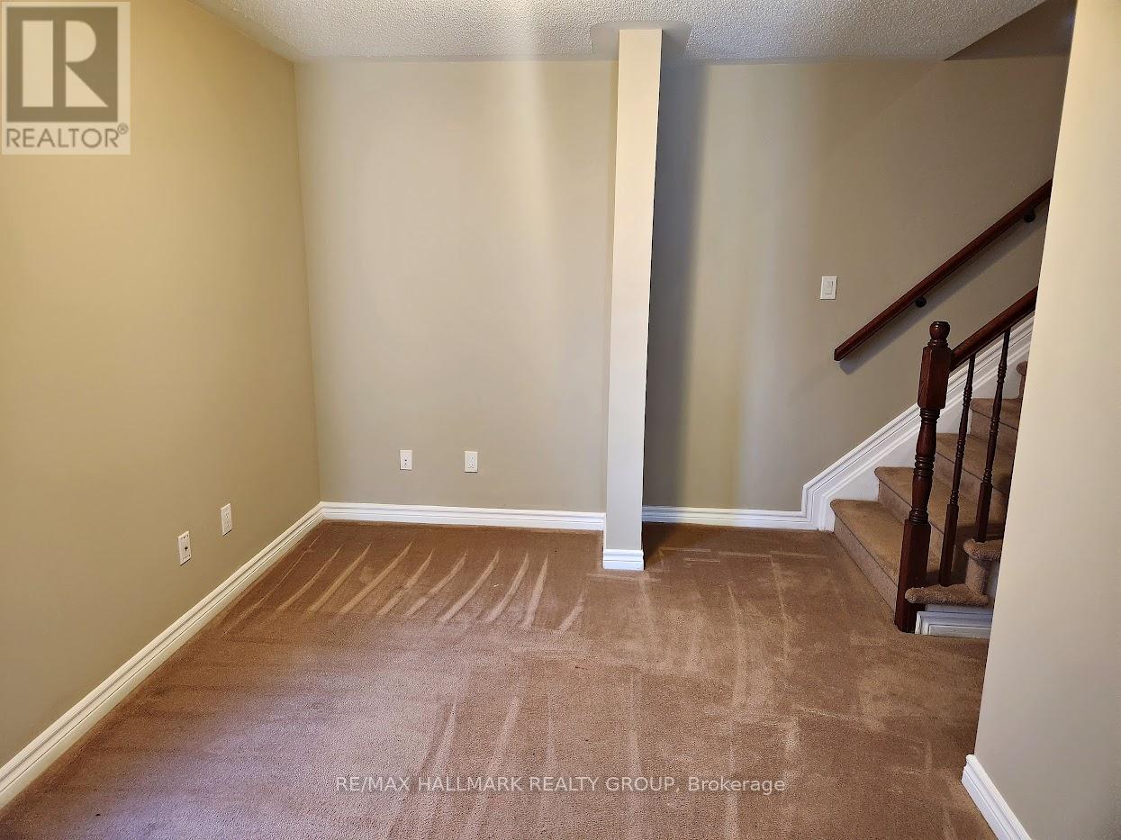 240 Leather Leaf Terrace