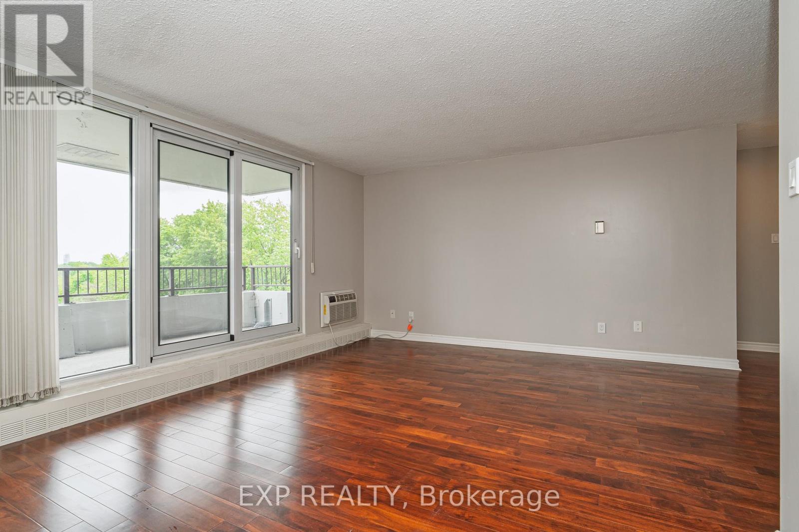 809 - 1785 Frobisher Lane