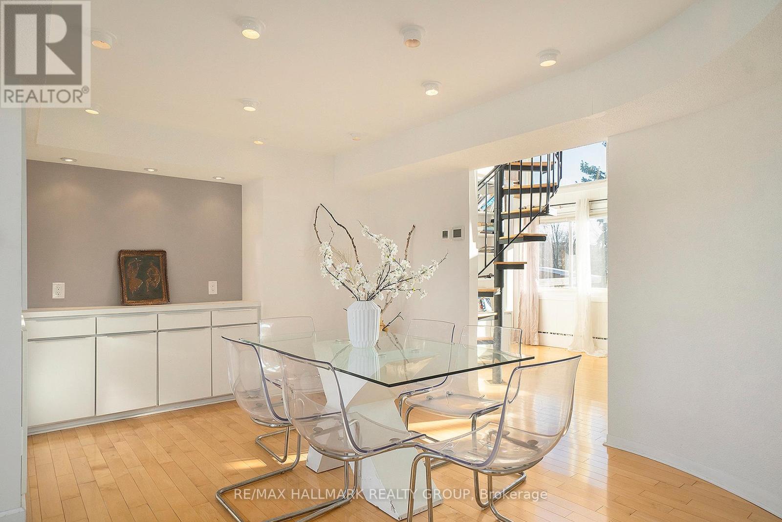 1053 Chelsea Drive