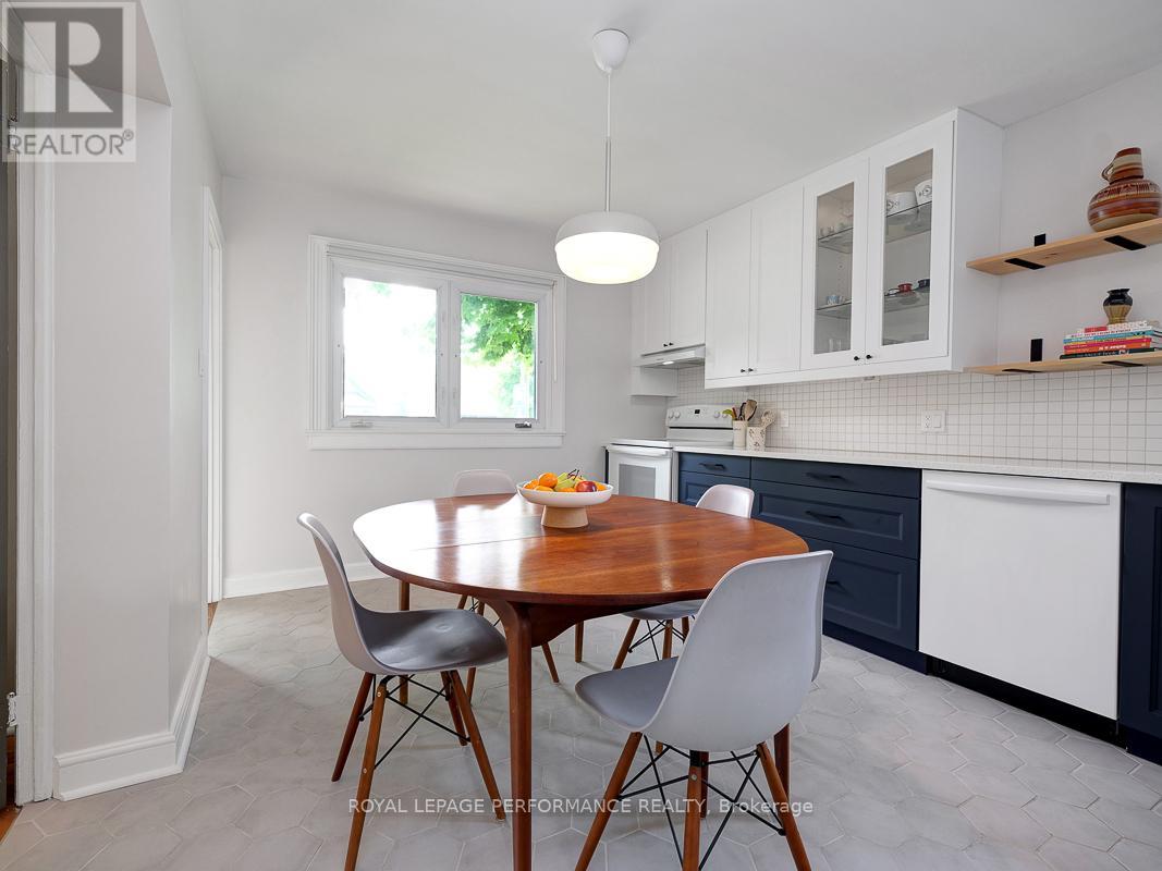 405 Allen Boulevard