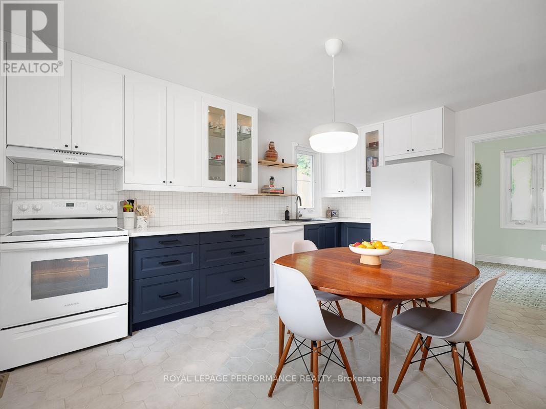 405 Allen Boulevard