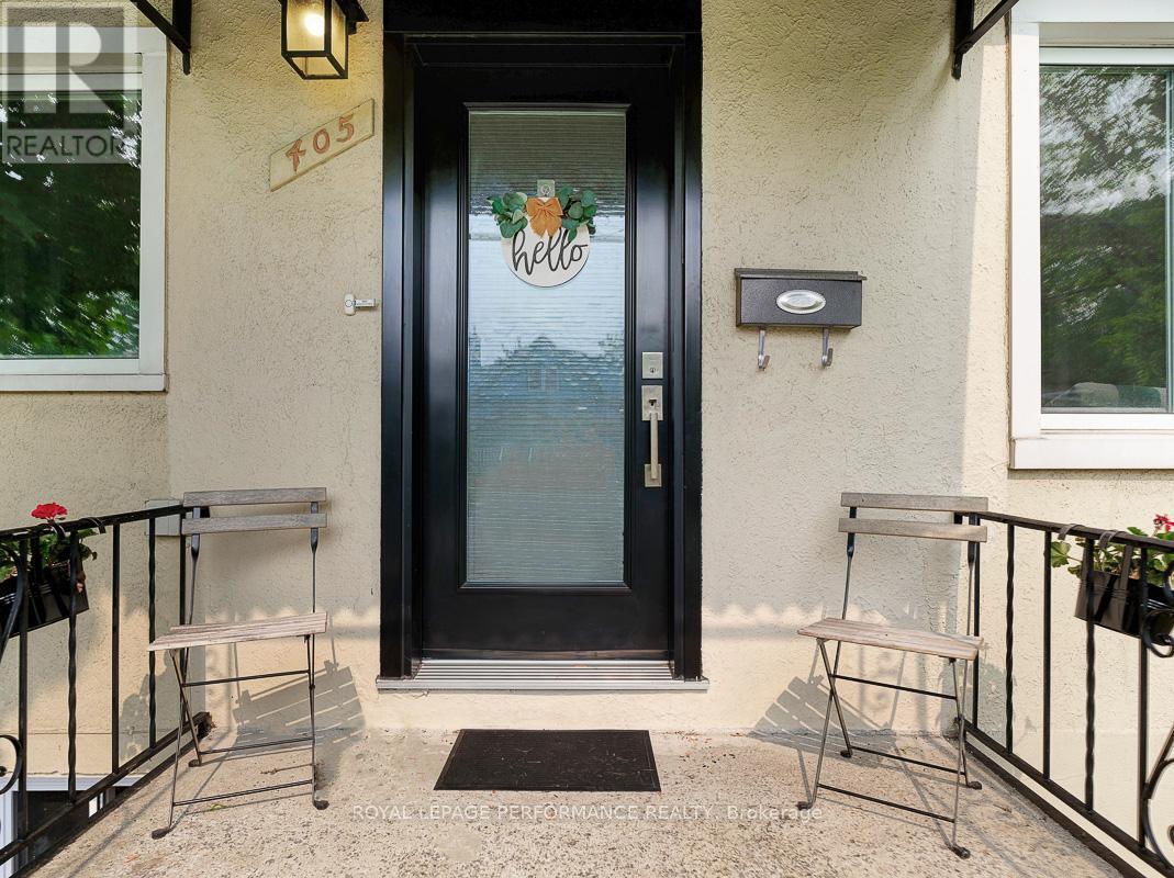405 Allen Boulevard