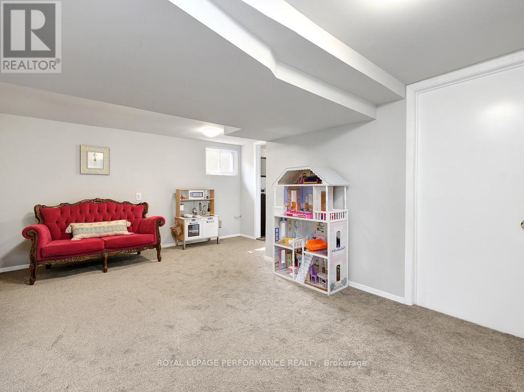 405 Allen Boulevard