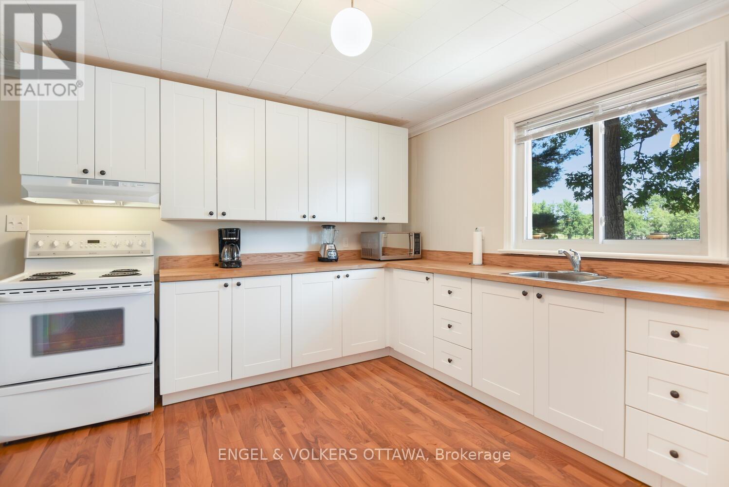 150 Longview Island Road