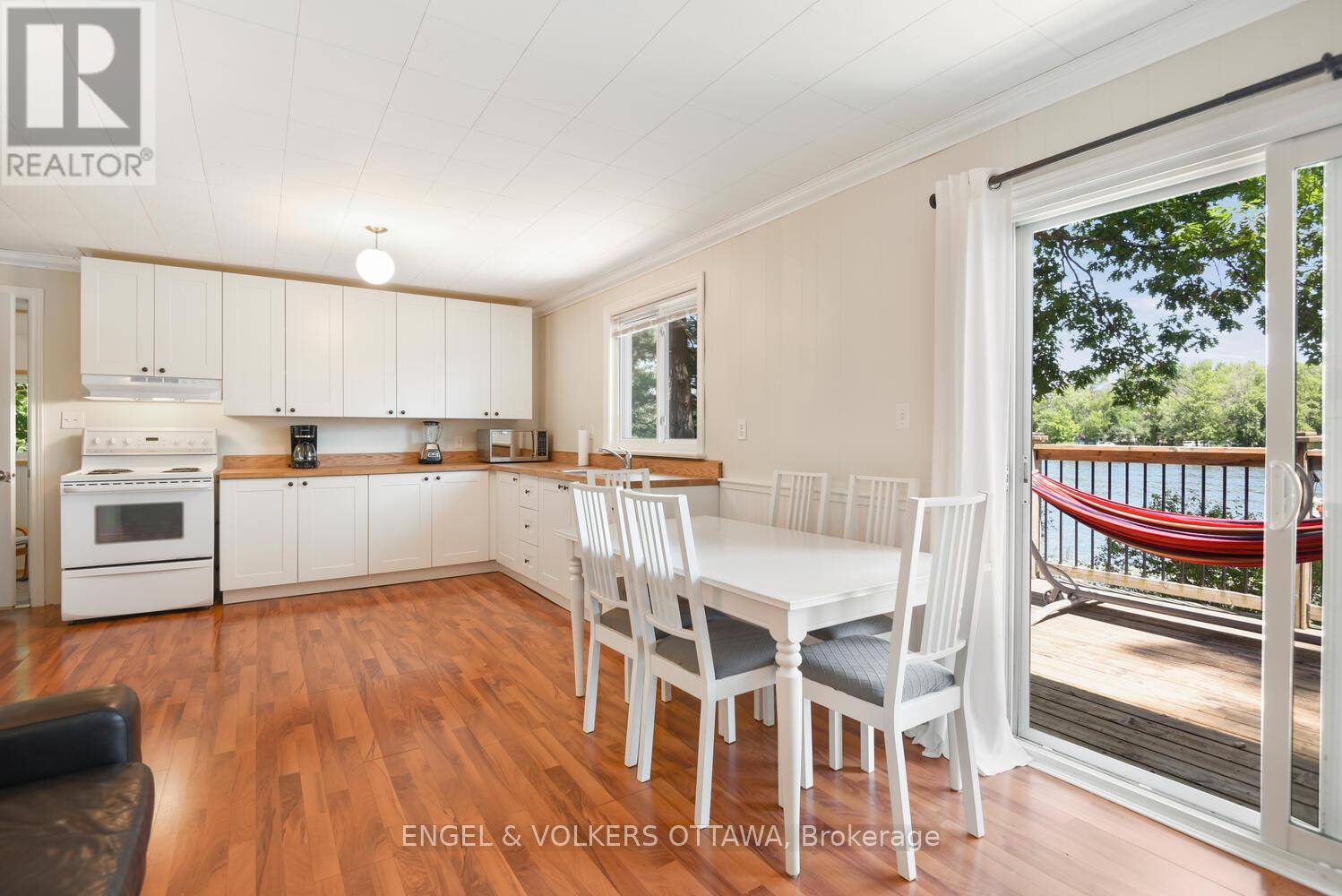 150 Longview Island Road