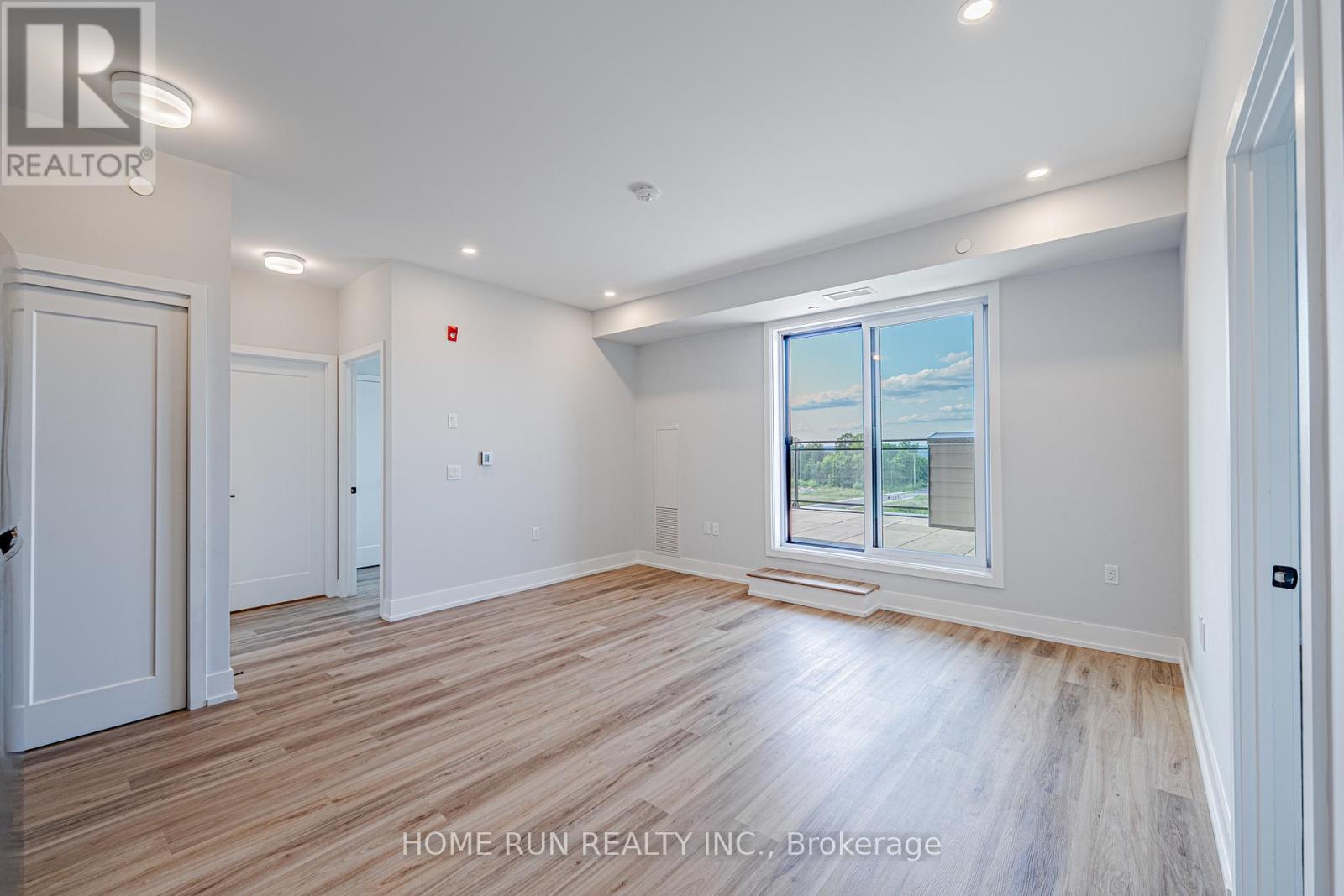 Unit #513 - 1350 Hemlock Street