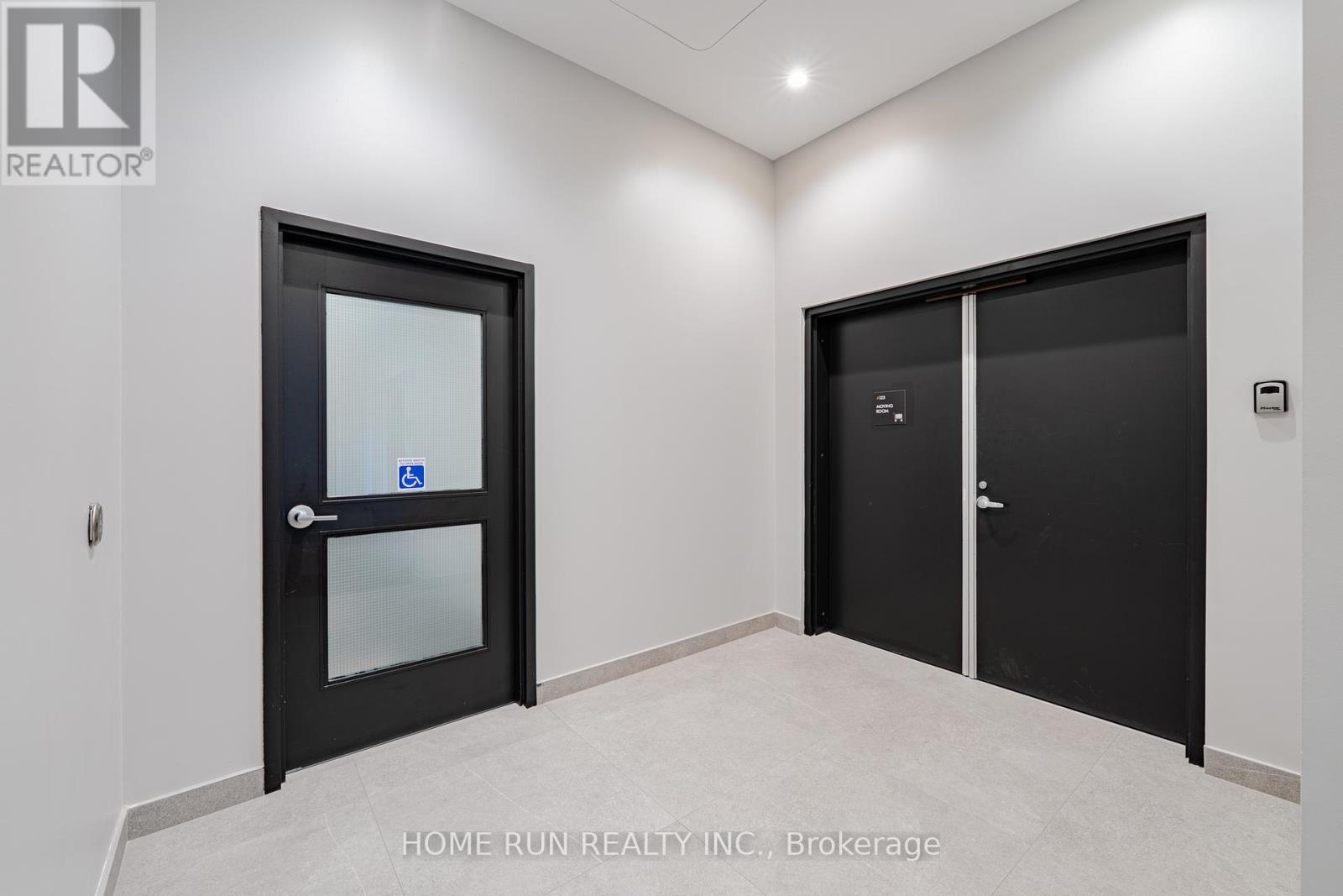Unit #513 - 1350 Hemlock Street