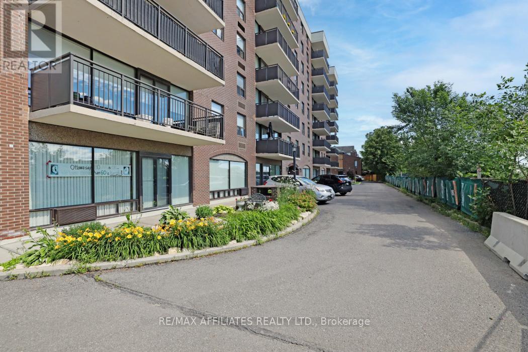 304 - 1190 Richmond Road