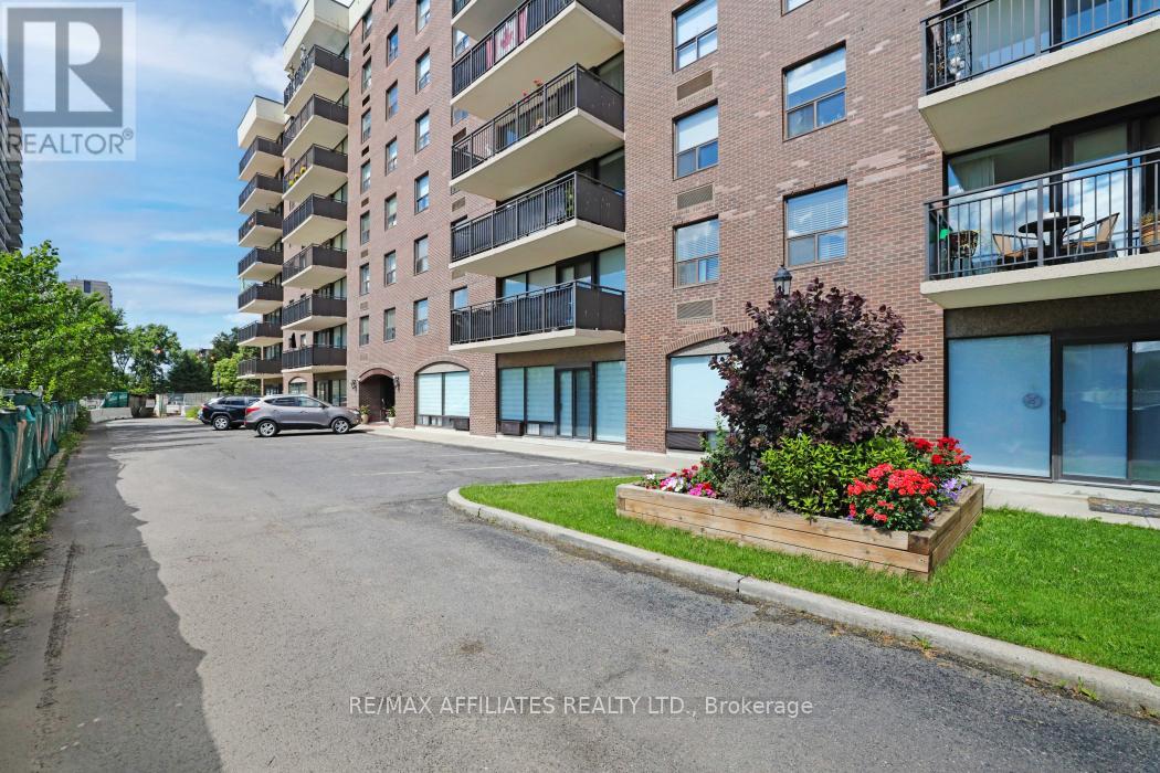 304 - 1190 Richmond Road