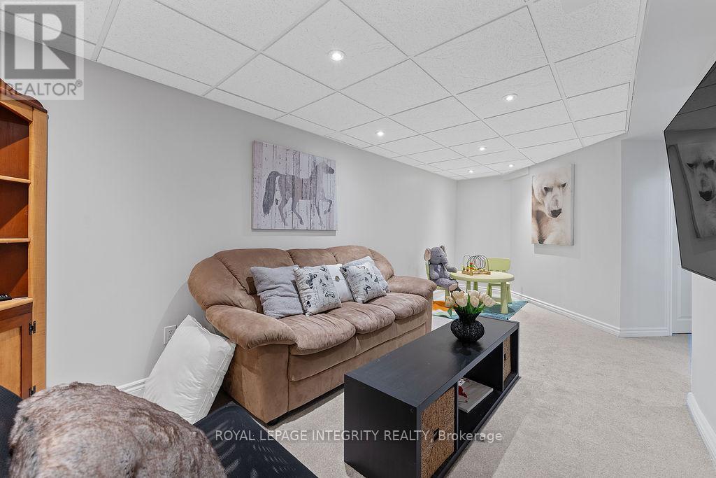 41 Beacon Way
