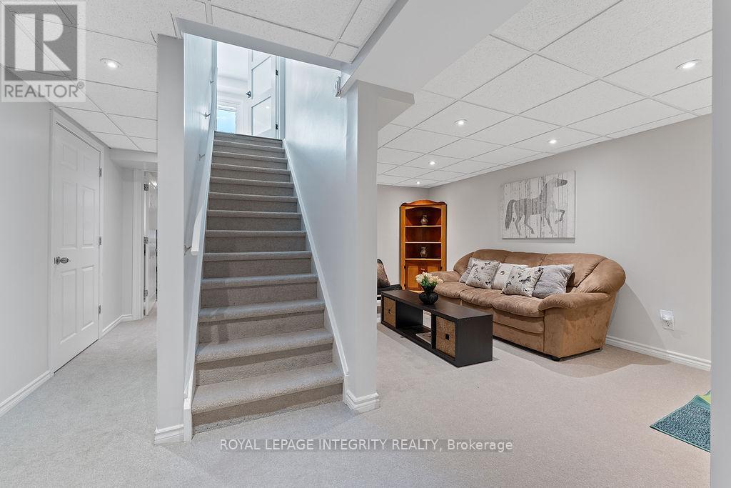 41 Beacon Way