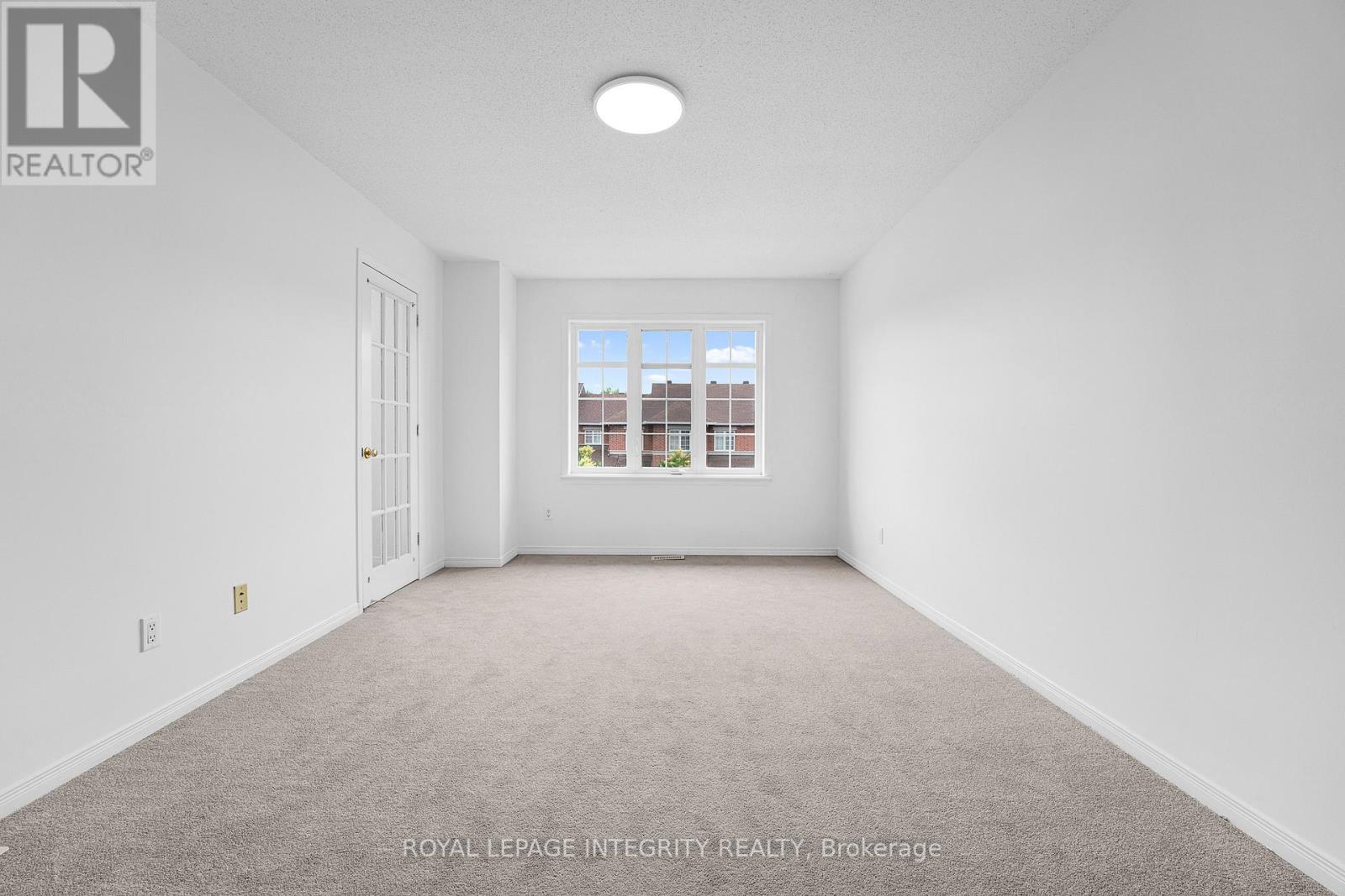 119 Deercroft Avenue
