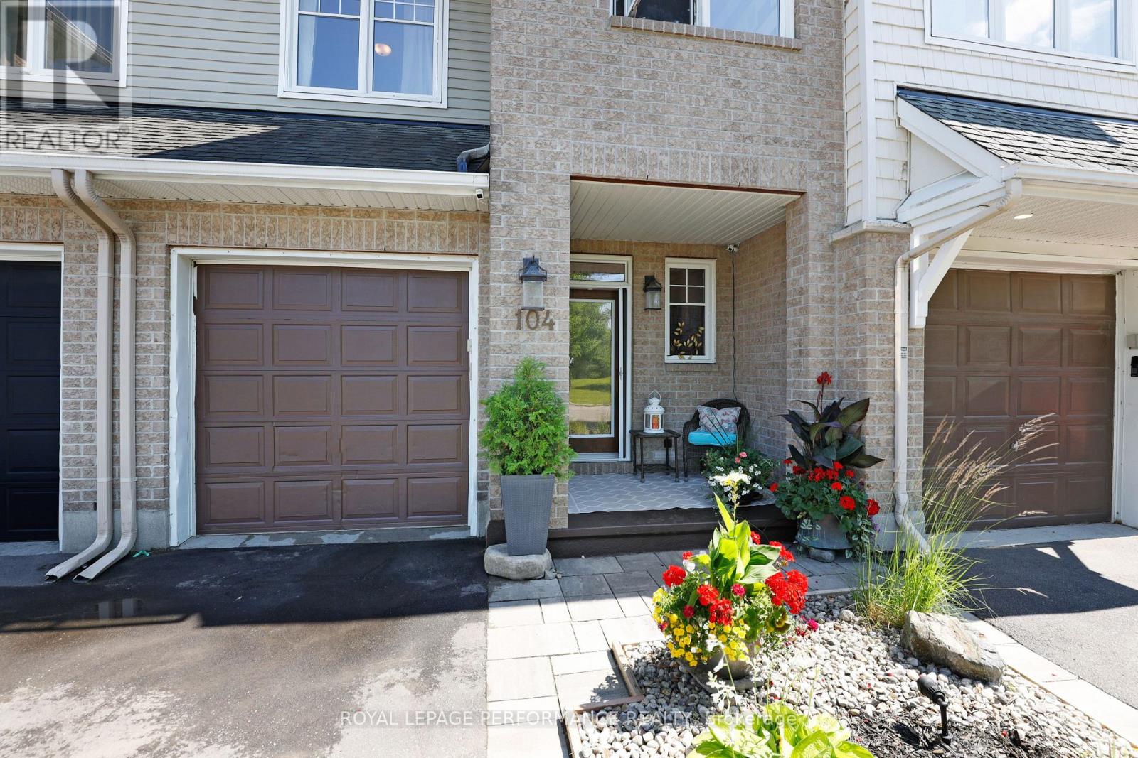 104 Hillman Marsh Way