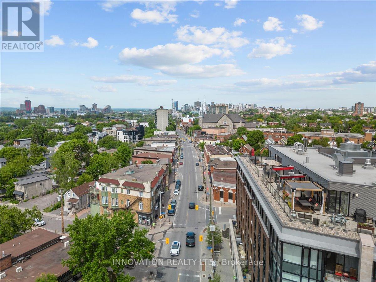 410 - 10 Rosemount Avenue W