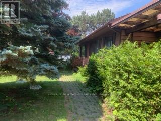 787 Raglan Avenue