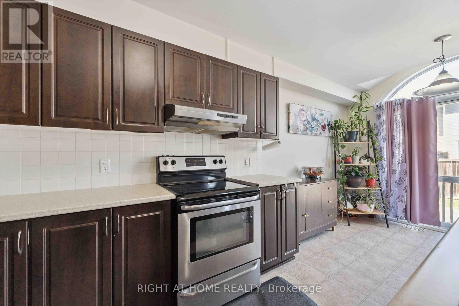 173 Garrity Crescent