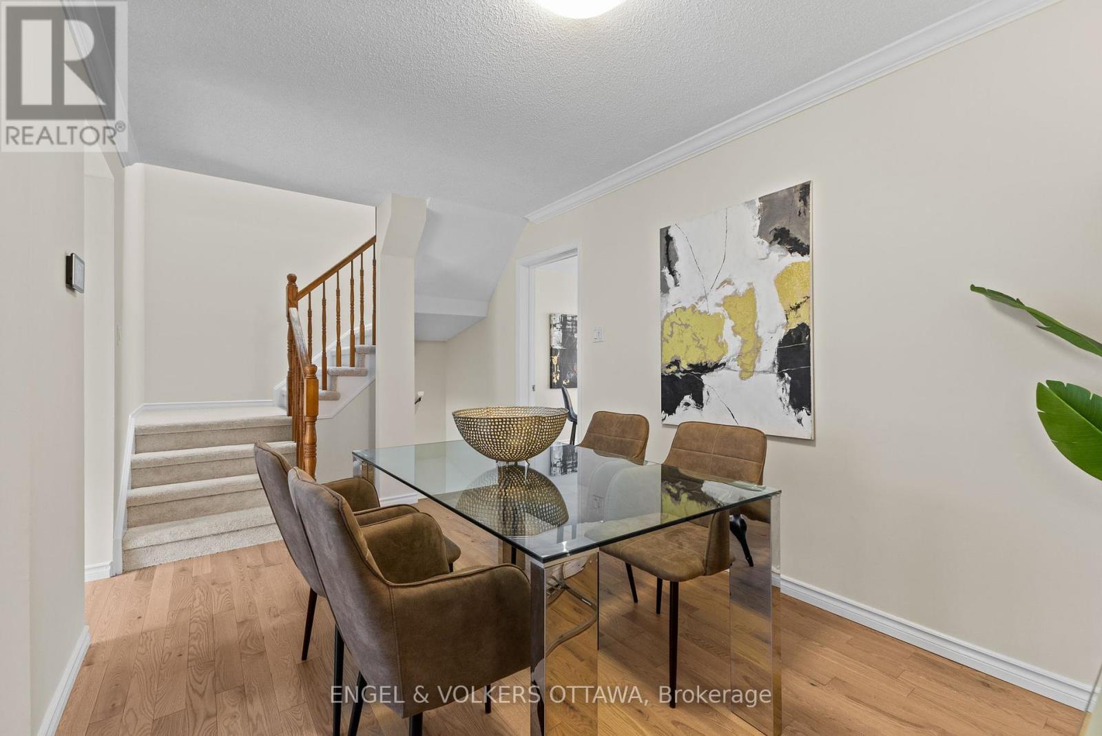 1129 Chimney Hill Way