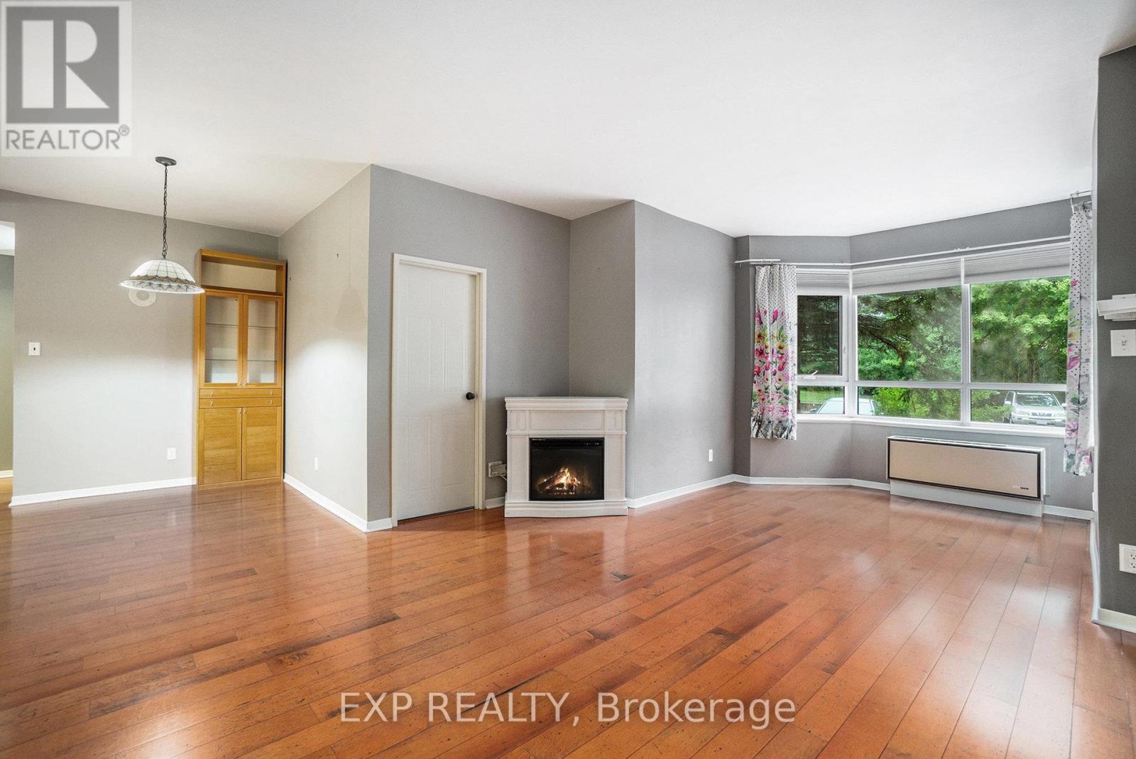107 - 80 Sandcastle Drive