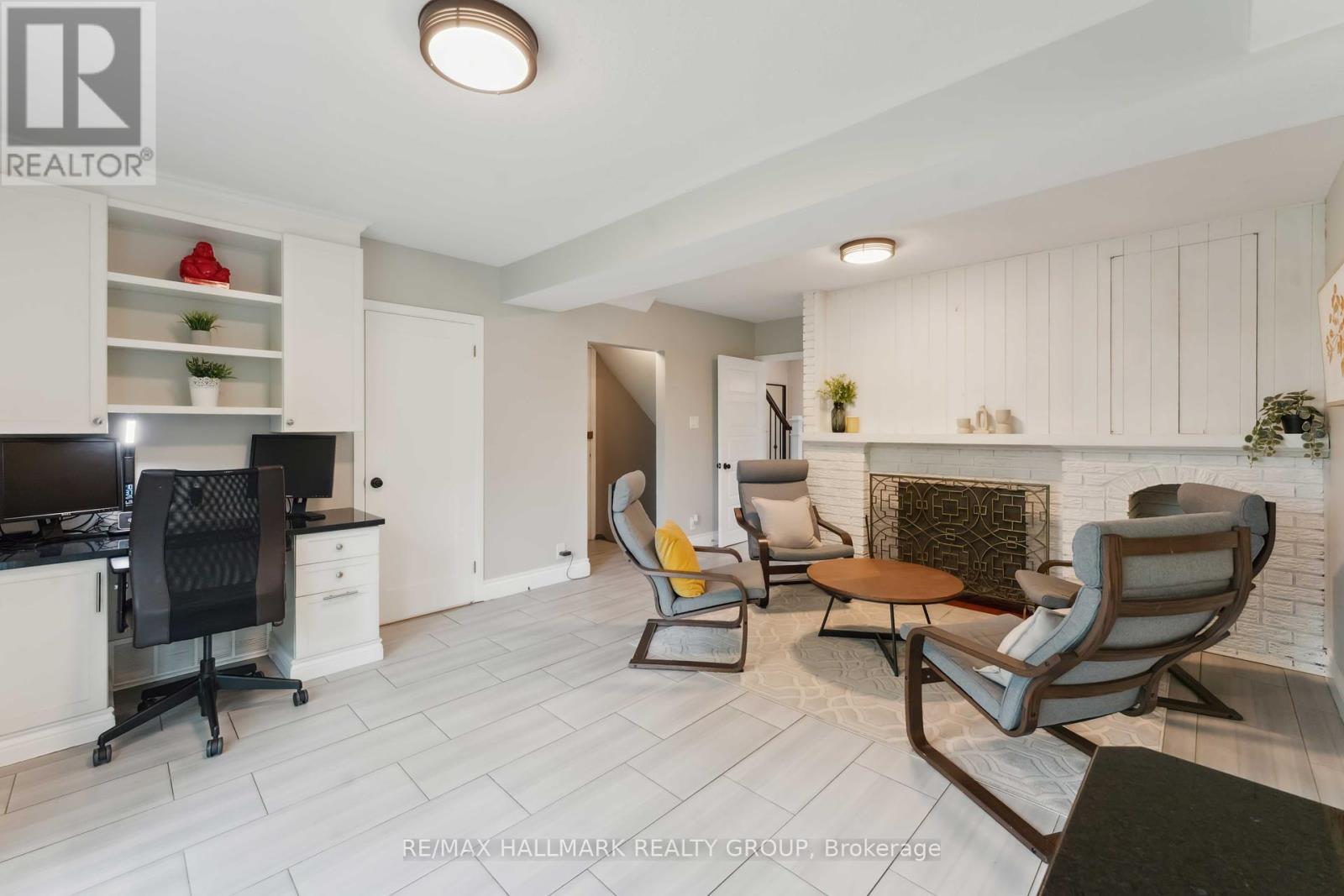 2103 Delmar Drive