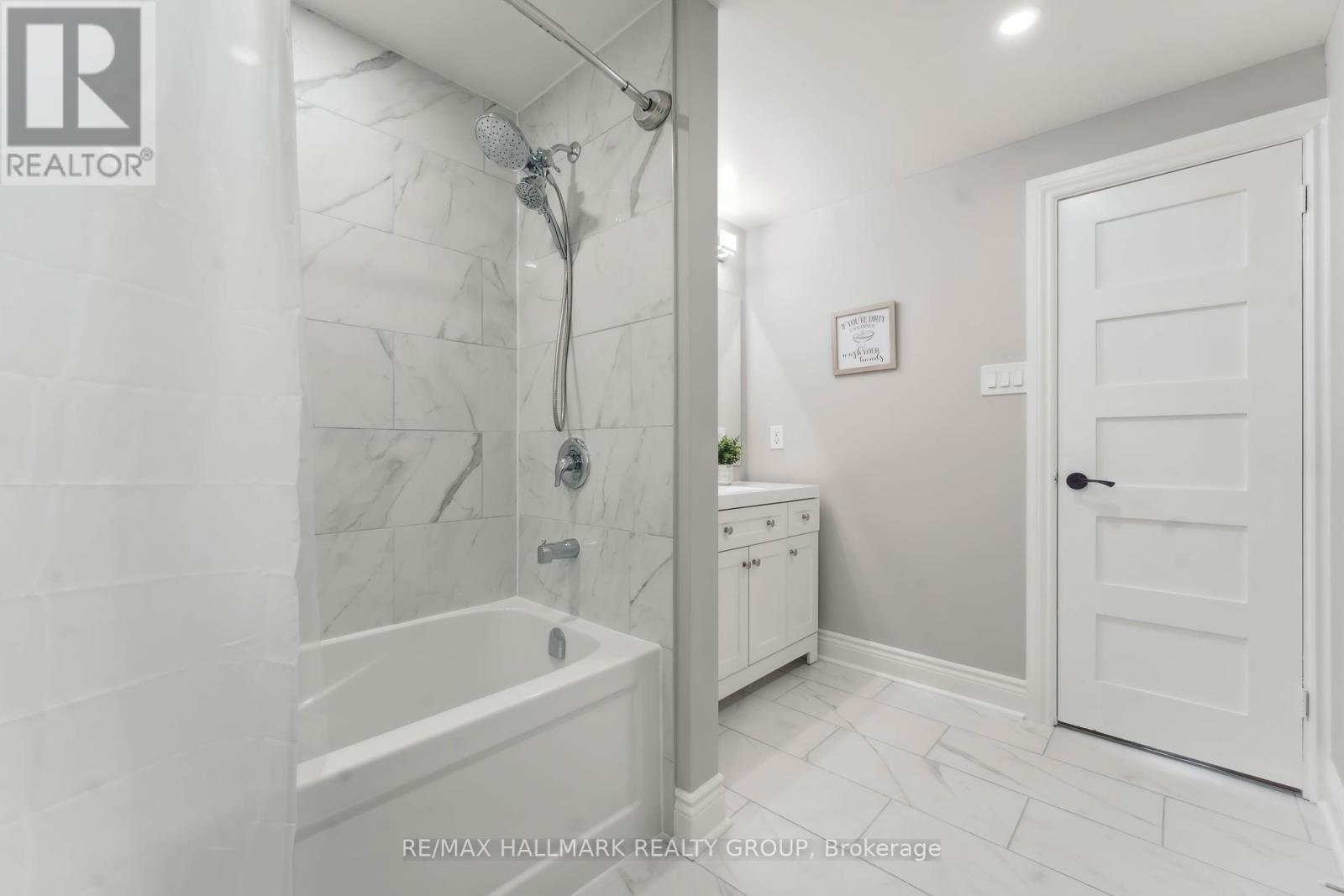 2103 Delmar Drive