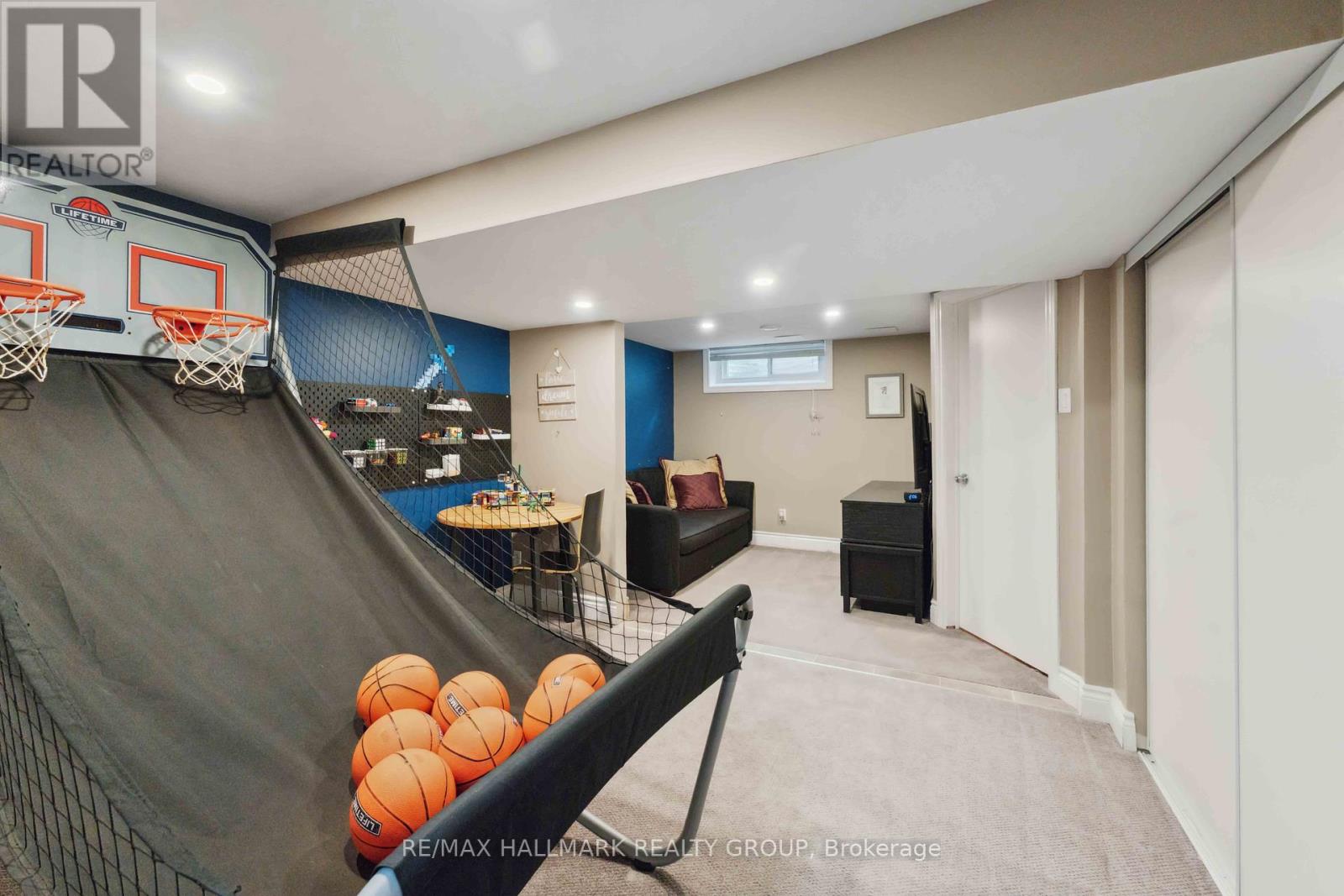 2103 Delmar Drive