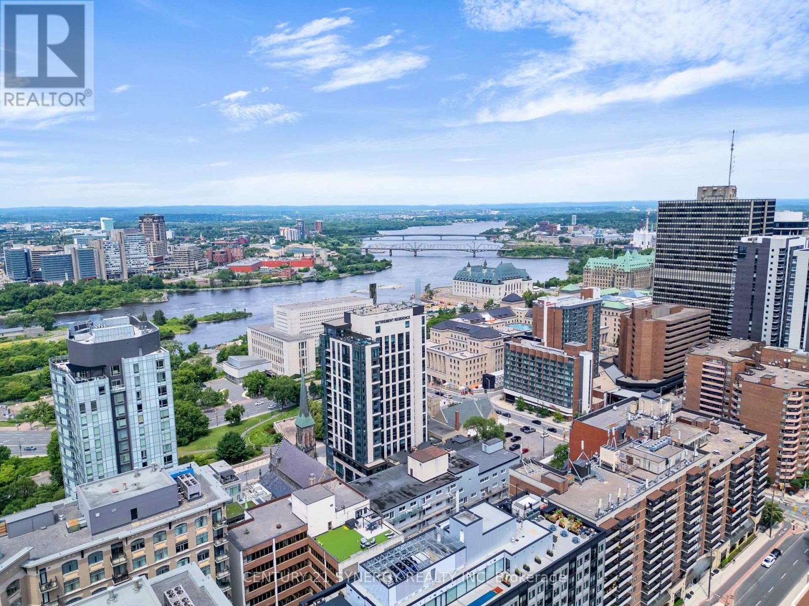 1206 - 500 Laurier Avenue W