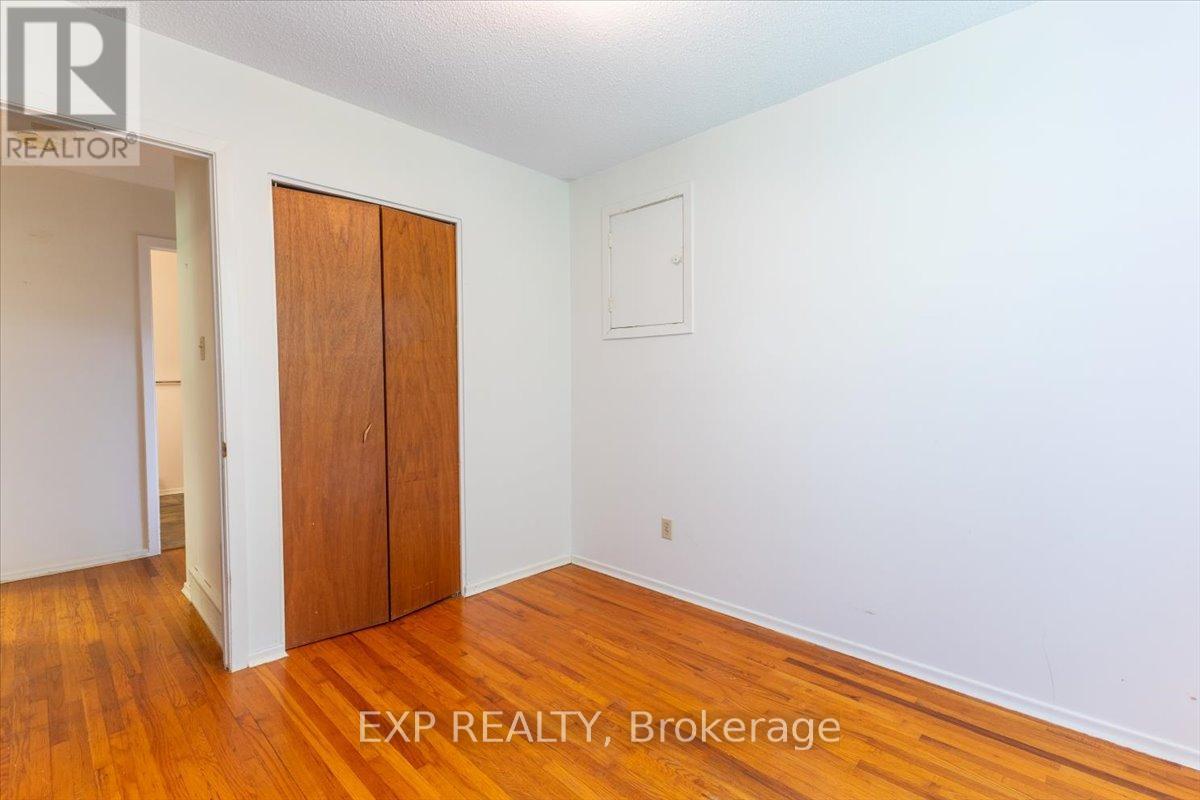 2209 Fillmore Crescent