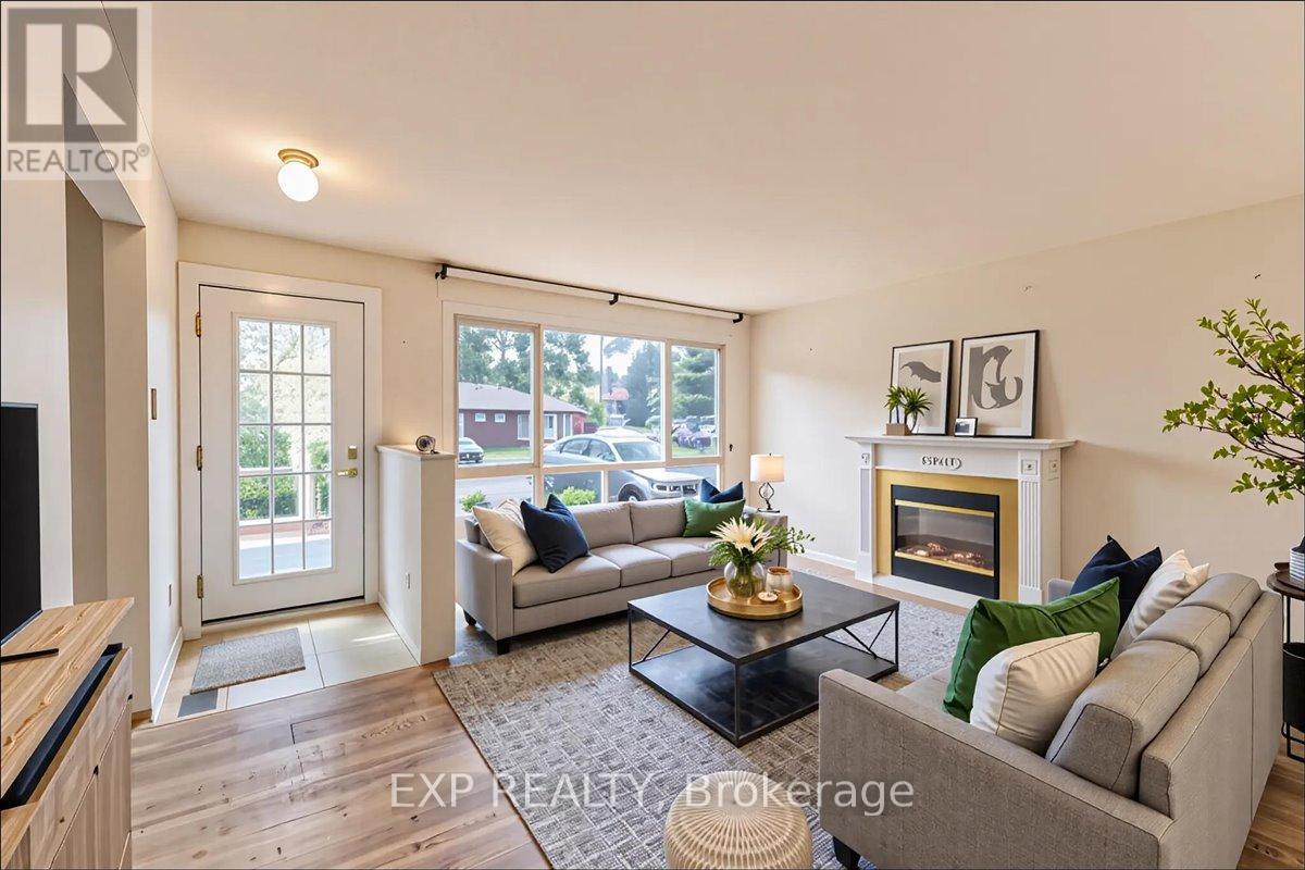 2209 Fillmore Crescent