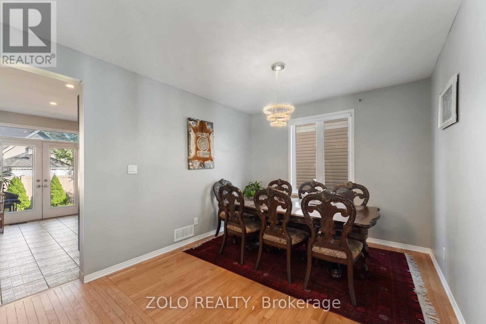 2421 Glandriel Crescent
