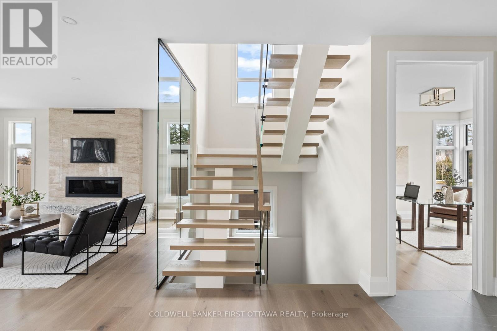 42 Parkland Crescent