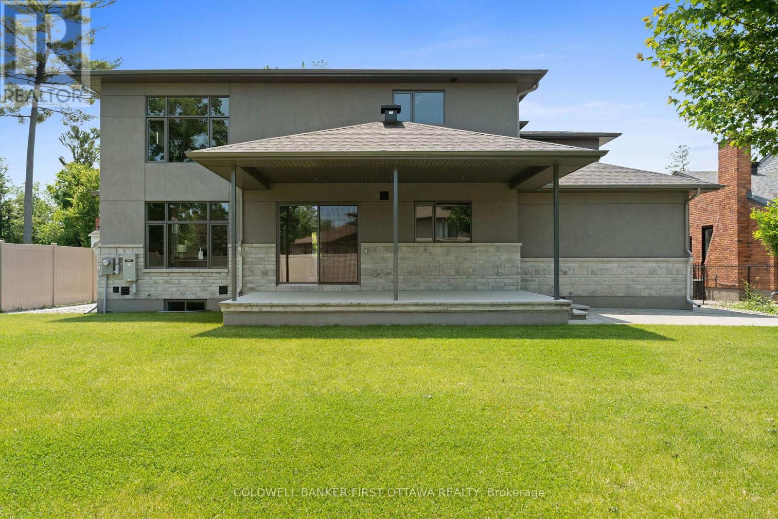 42 Parkland Crescent