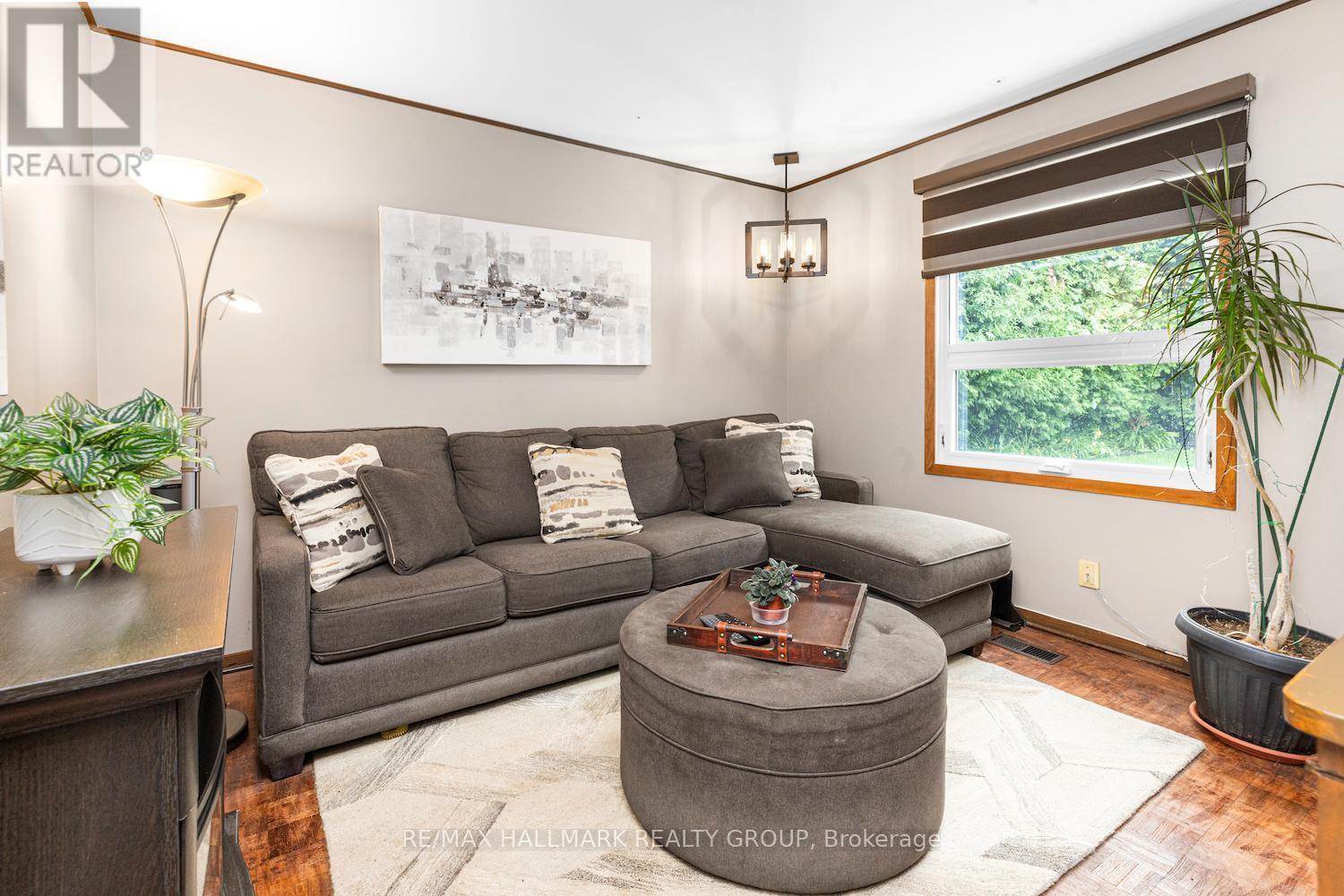 2435 Georgina Drive