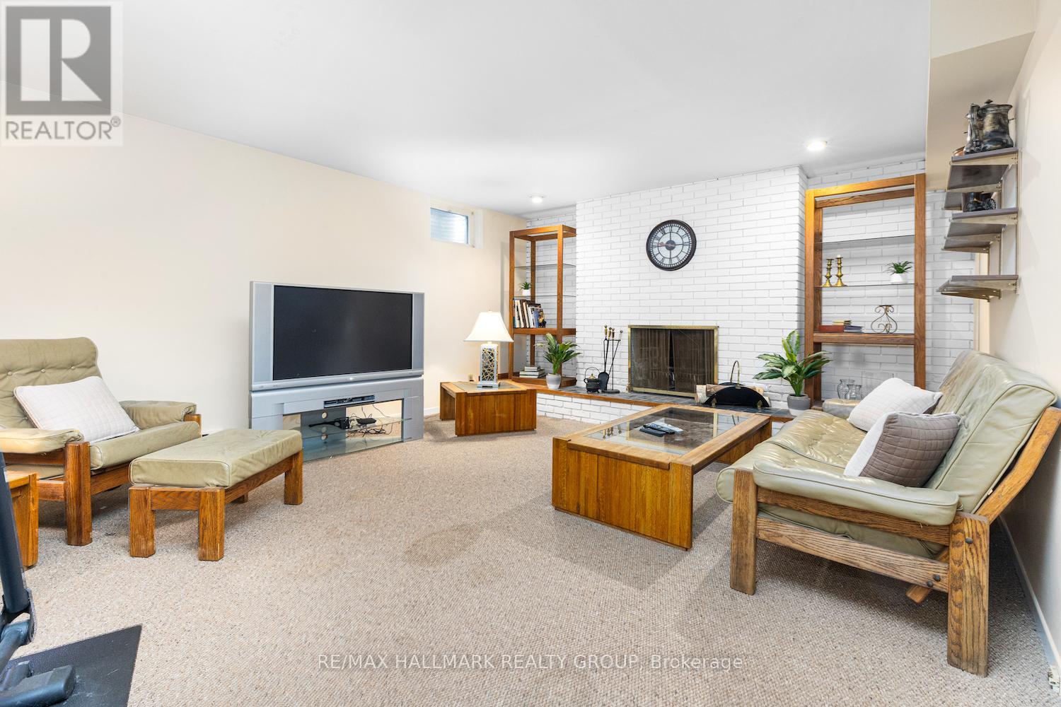 2435 Georgina Drive