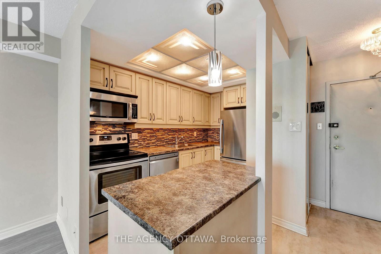 304 - 555 Brittany Drive