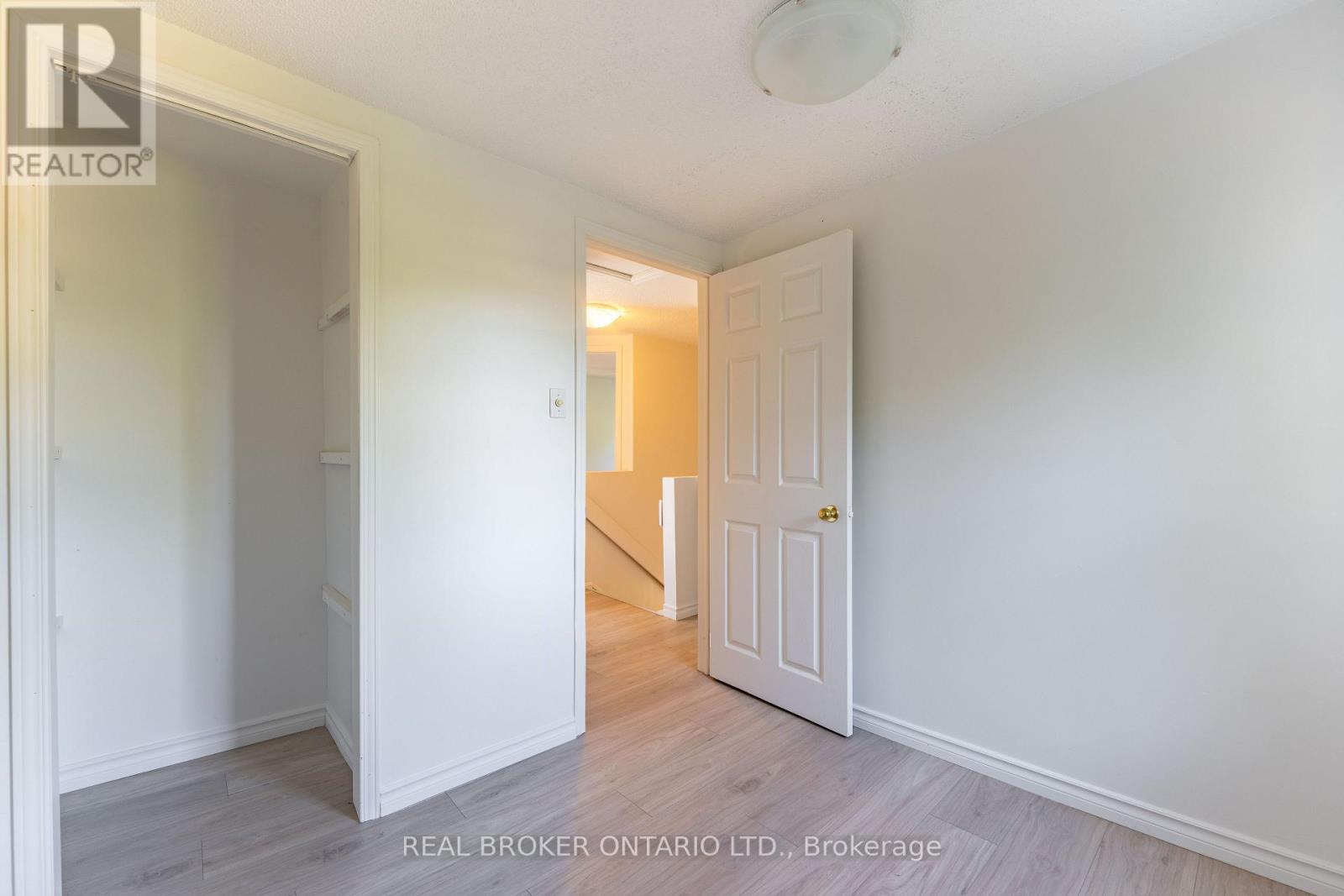 3449 Sarsfield Road