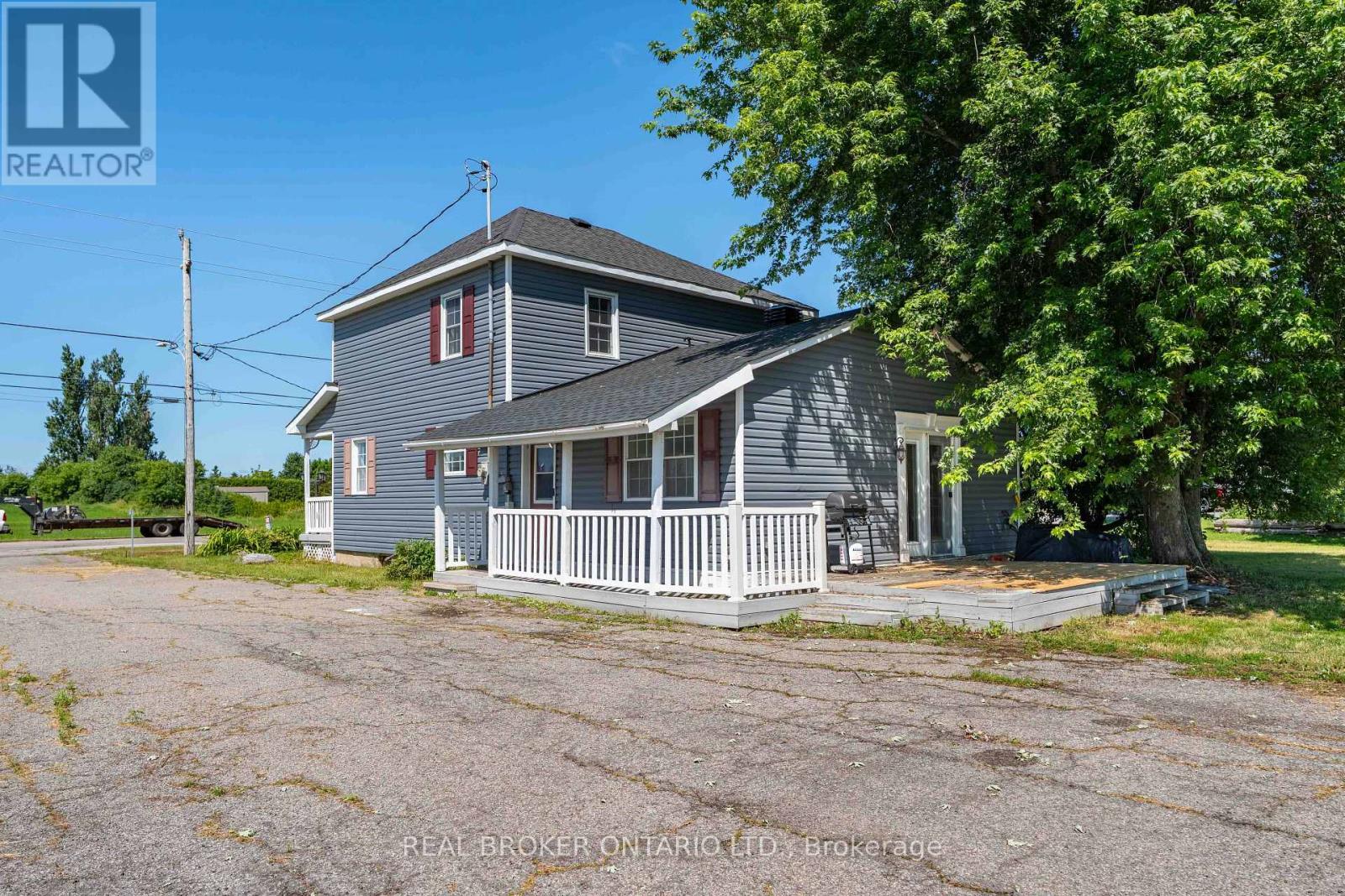 3449 Sarsfield Road