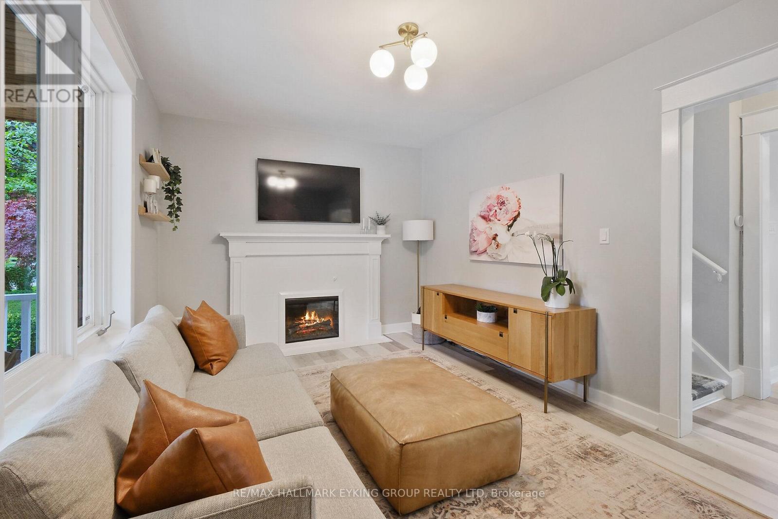 59 Marlowe Crescent