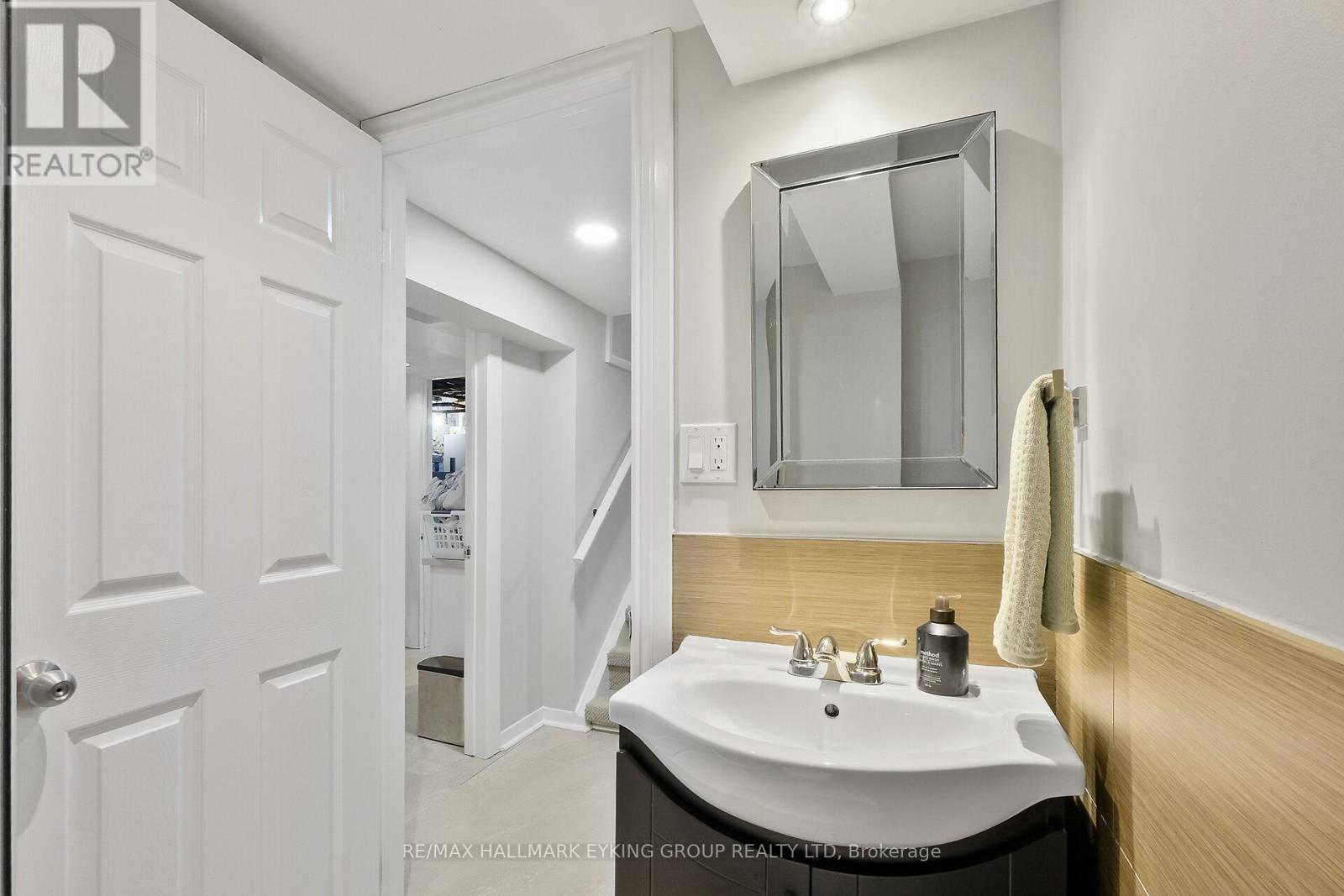 59 Marlowe Crescent