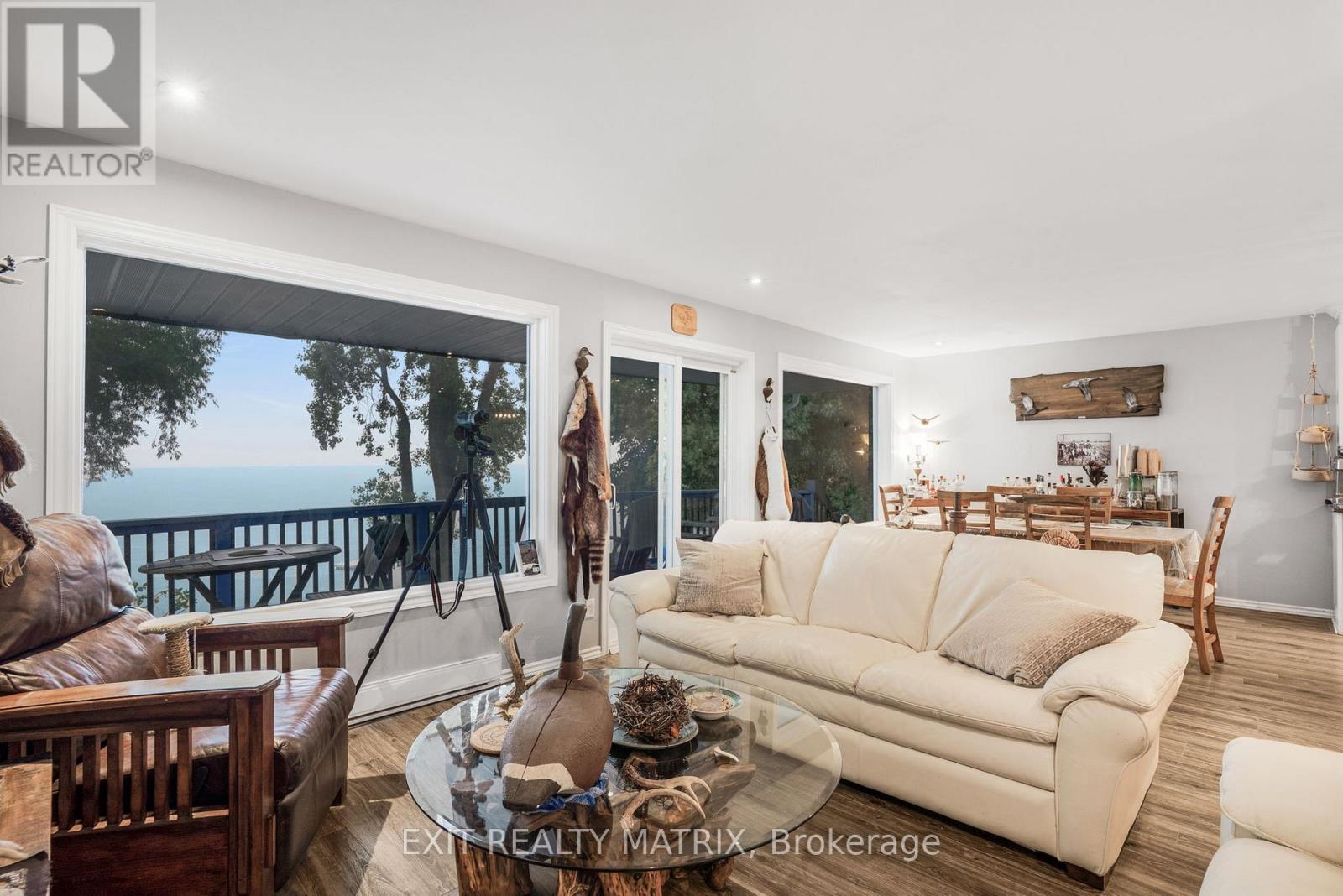 922 Lalonde Road