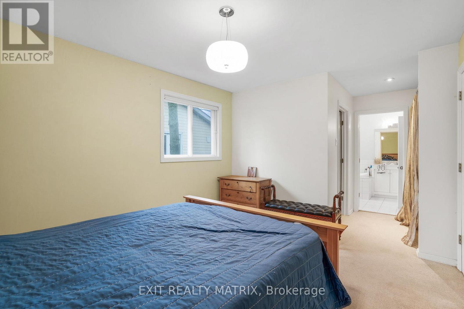 922 Lalonde Road