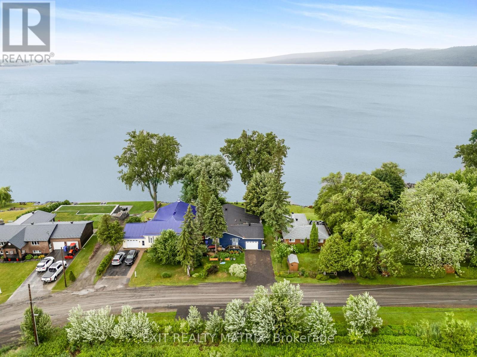 922 Lalonde Road