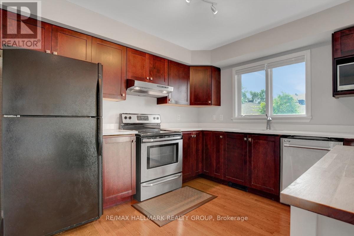 553 Burleigh Private