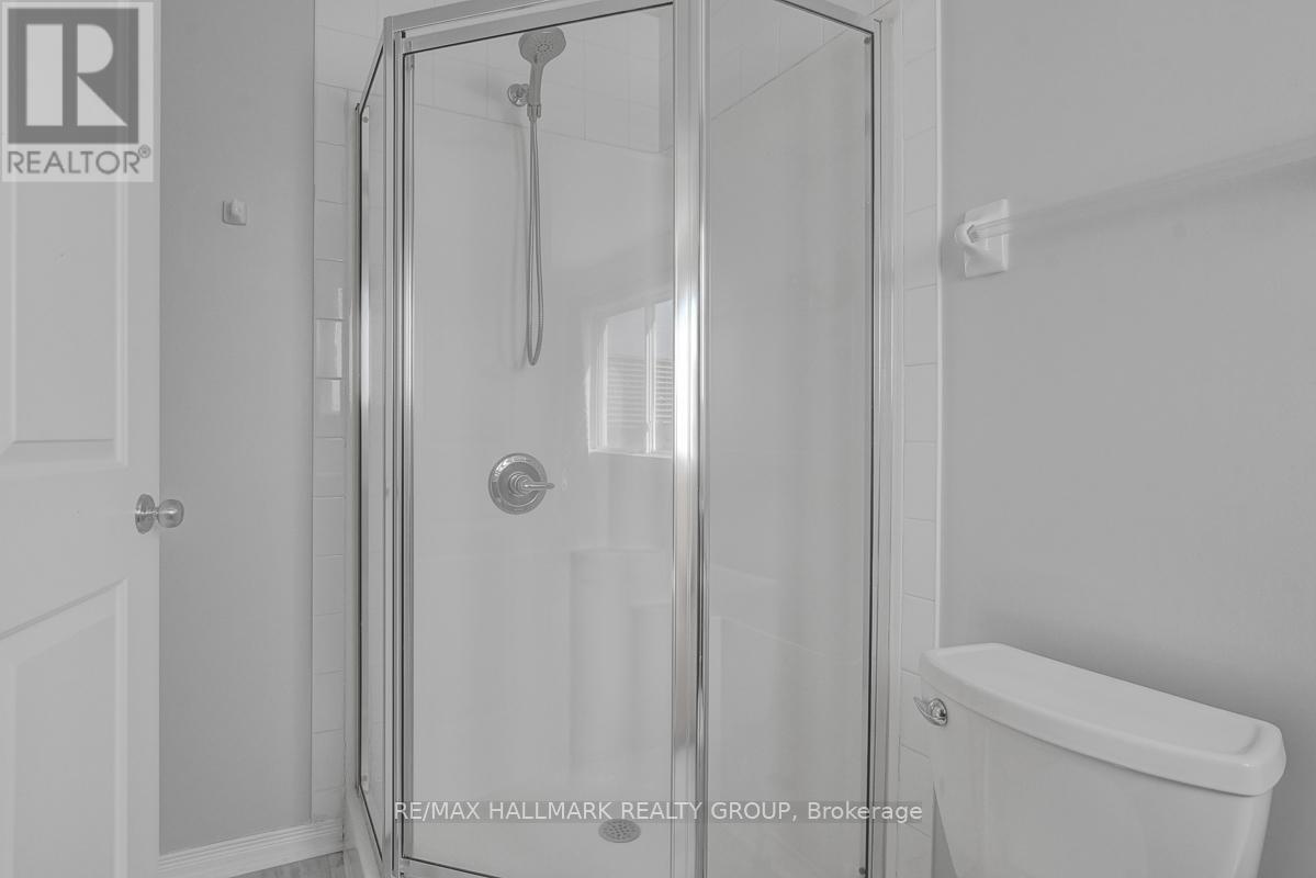 553 Burleigh Private