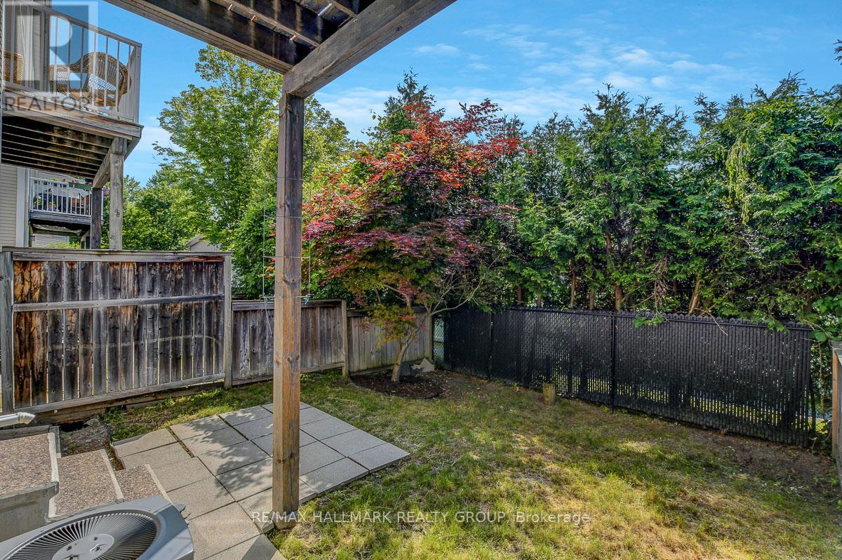 553 Burleigh Private