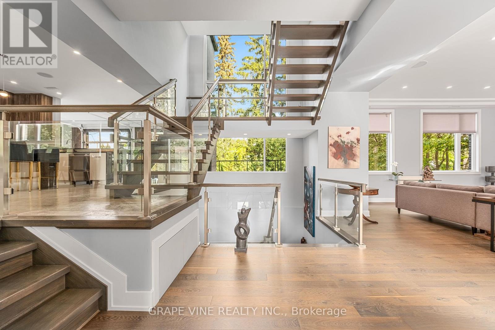 315 Crestview Road