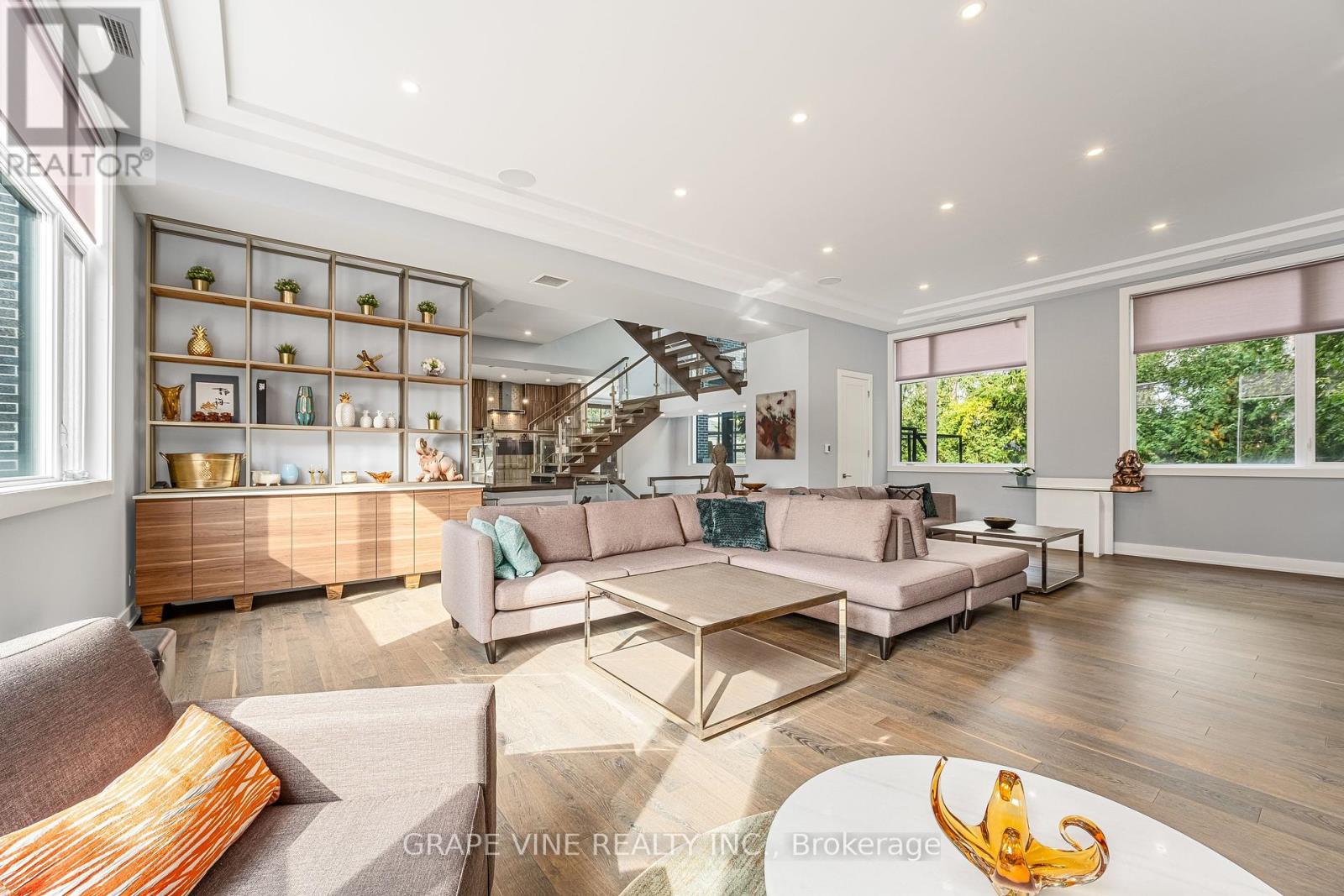 315 Crestview Road