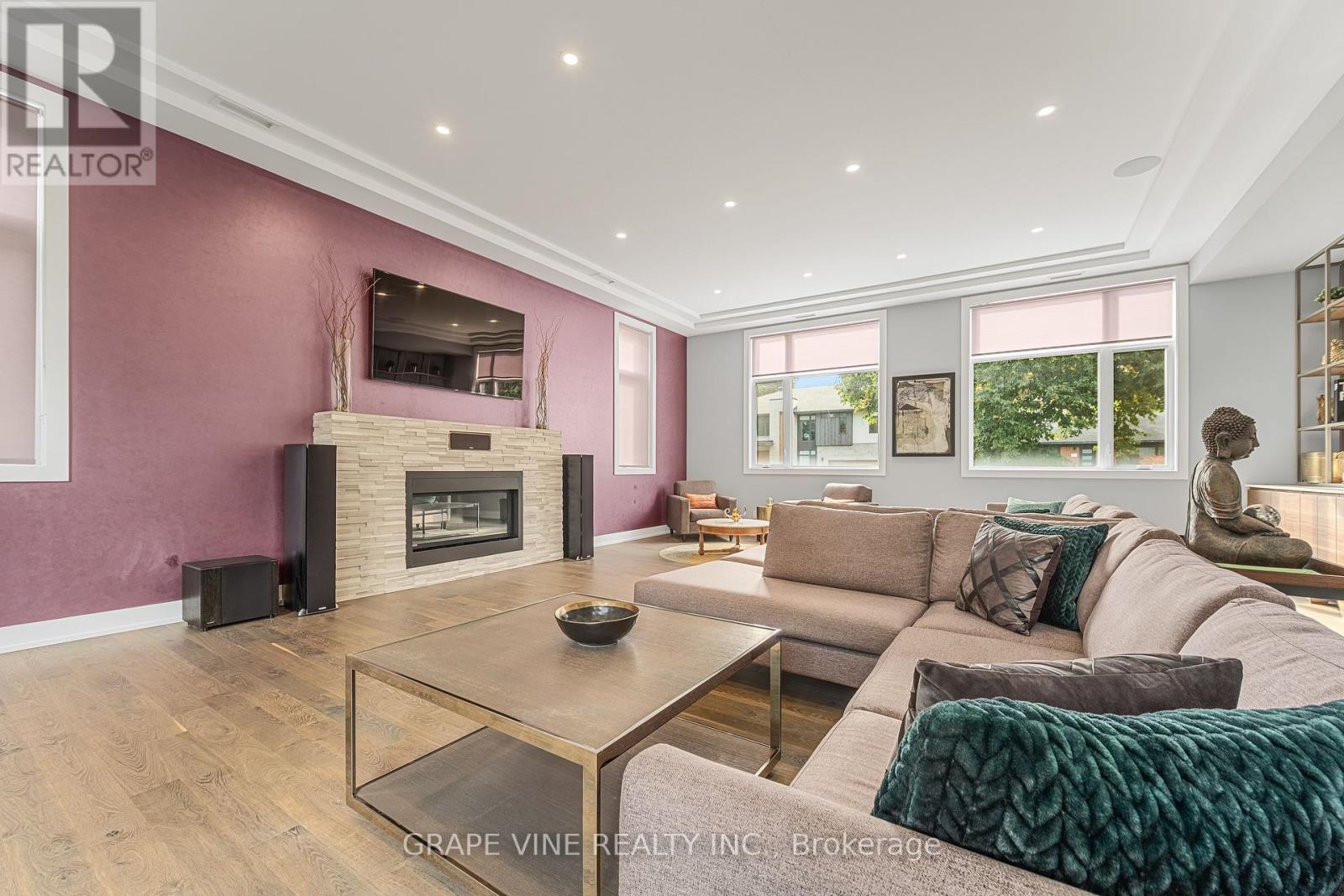 315 Crestview Road