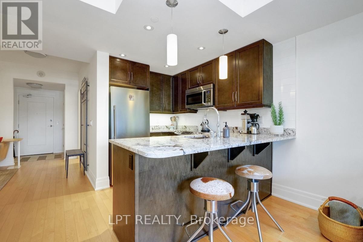 305 - 108 Lisgar Street