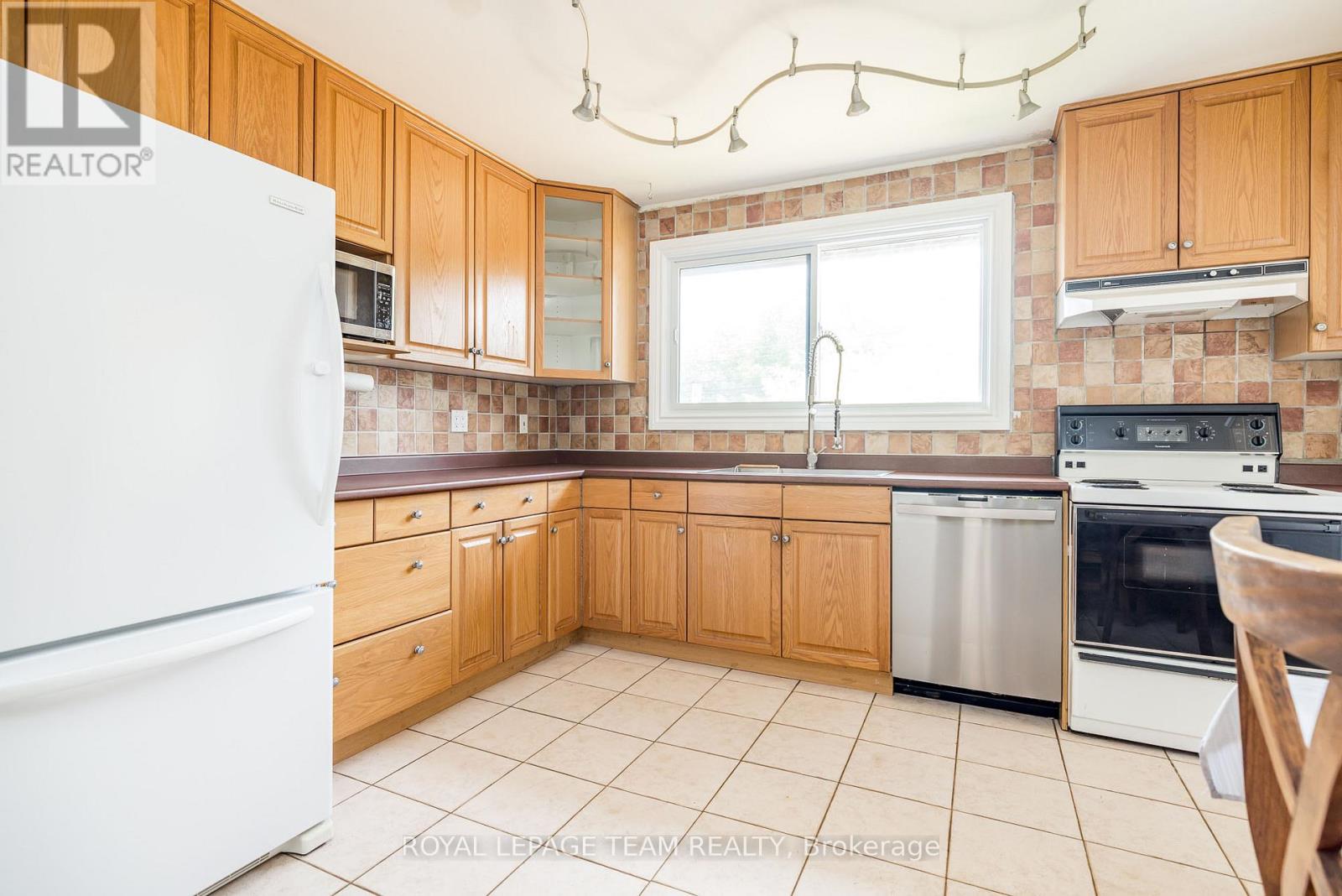 2740 Moncton Road